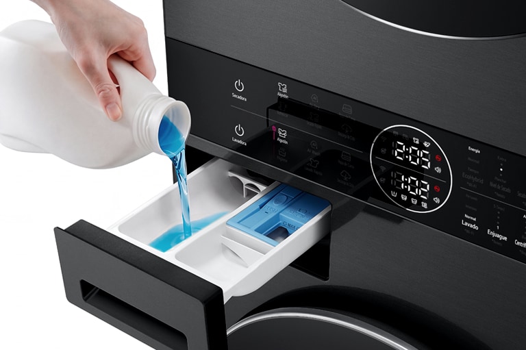 A video of pouring detergent into a detergent container